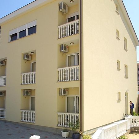Guesthouse Villa Adria Malinska Εξωτερικό φωτογραφία