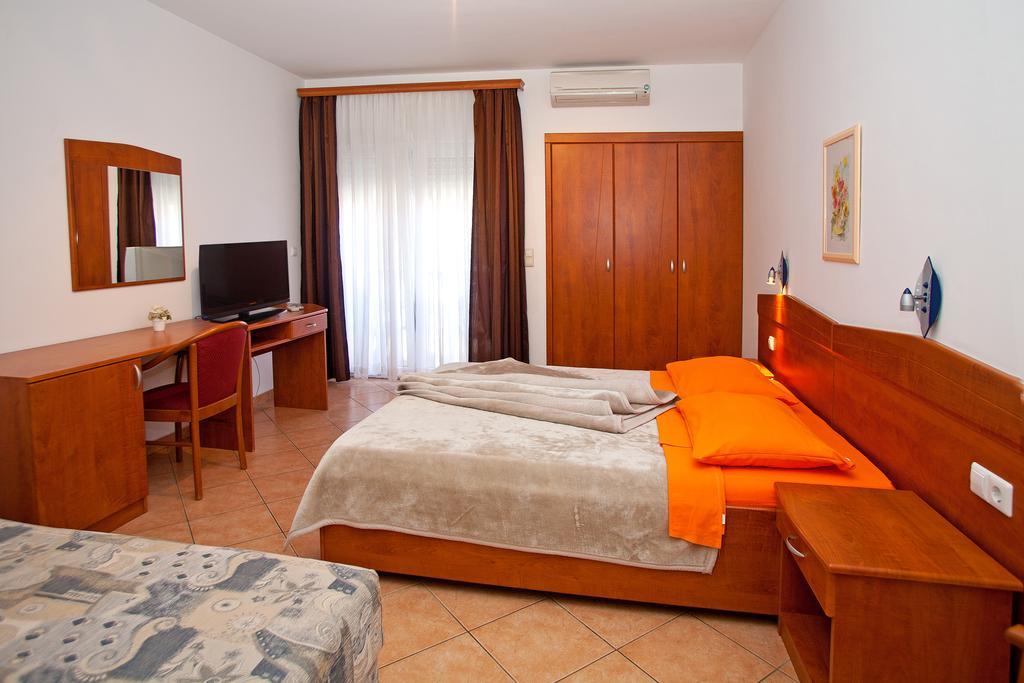 Guesthouse Villa Adria Malinska Εξωτερικό φωτογραφία